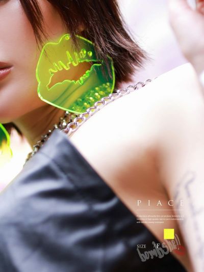 超BIGリッププレートネオンカラーイエローピアスアクセサリー ダンス衣装【bombshell】(フリーサイズ)(イエロー)