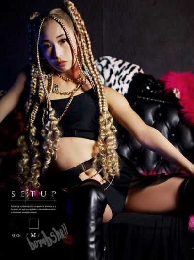 バックルチュールスカート付きブラックワンショルセットアップ3点セット ダンス衣装【bombshell】(M)(ブラック)