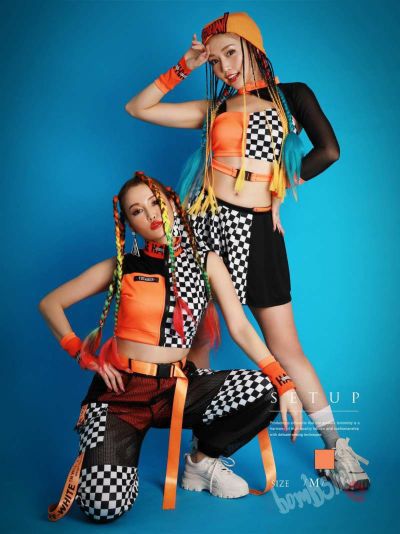 SO CUTE！チェッカー柄へそ出しバックルベルトビスチェプリーツミニスカートセットアップ3点セット ダンス衣装韓国 kpop衣装 韓国ファッション  ダンス衣装【bombshell】(M)(オレンジ)