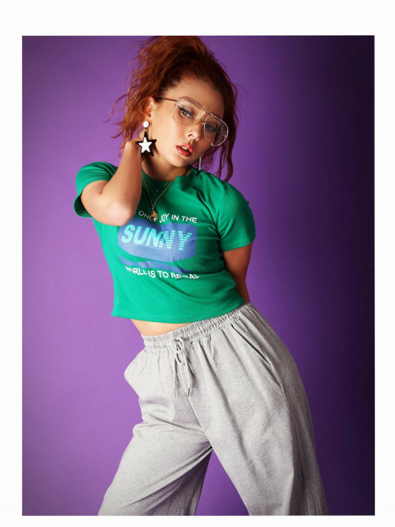 ヘソ出しショート丈半袖ミニTシャツ