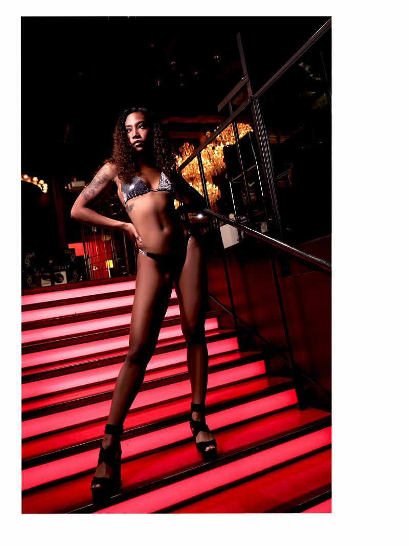 SEXYビジューストーンビキニデザイン衣装セットアップ