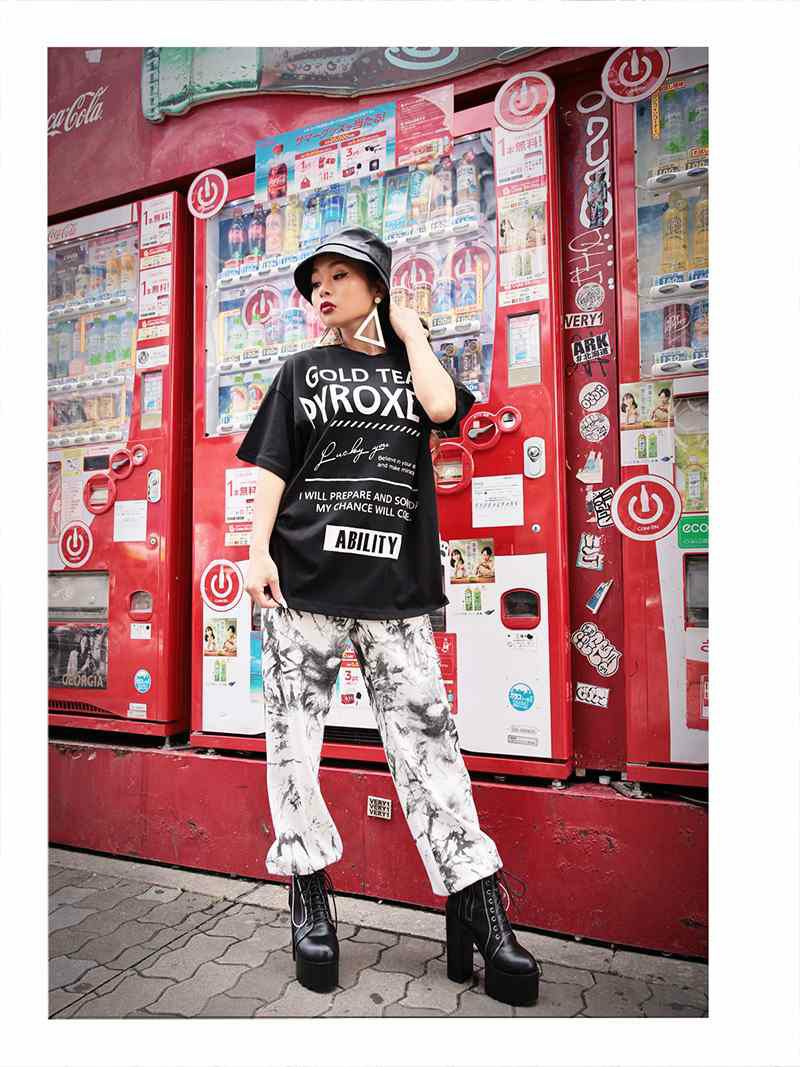 英字ロゴ半袖ロング丈ビッグTシャツ