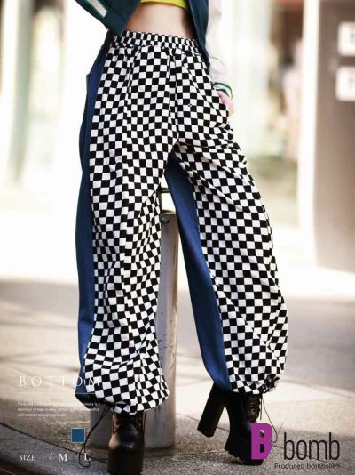 チェッカー柄ビッグサイズデニムワイドパンツ ストリート系【B/bomb】(M/L)(ブルー)