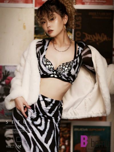 SALE￥2948→￥1474！ セクシーゼブラ柄ロングスカートセットアップ ストリート系【B/bomb】(M)(ブラック)