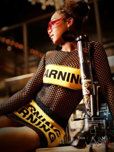 黒メッシュビッグロゴインポートワンピース ダンス衣装【bombshell】(S/M)(ブラック)