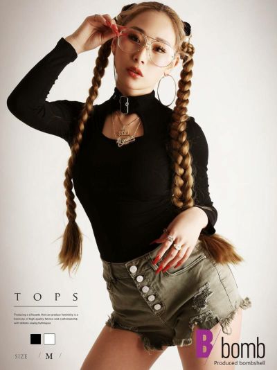 ベルトチョーカー風長袖無地カットソー【ダンス衣装通販bombshell/ボムシェル】(M)(ブラック/ホワイト)