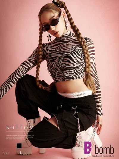 SALE￥2728→￥1364！ チェーン付き黒カーゴパンツ【ダンス衣装通販bombshell/ボムシェル】(L)(ブラック)