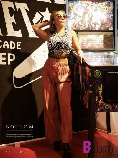 プリーツウエストゴム楽ちんワイドパンツ【ダンス衣装通販bombshell/ボムシェル】(M)(コーラルピンク)