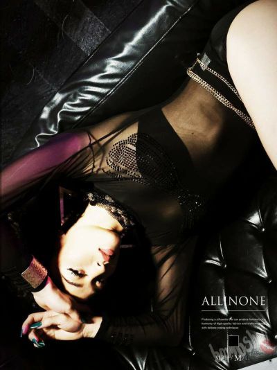 【SALE!￥2398→￥1199】キラキラビジュー付きシースルーレオタード衣装 ストリート系【B/bomb】(M)(ブラック)