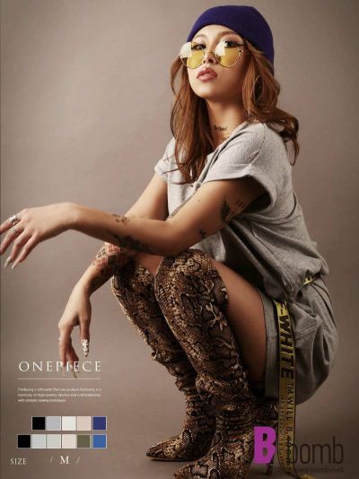 VネックTシャツワンピース｜ポケット付きコクーンシルエット ストリート系【B/bomb】(M-L)(ブラック（U）/ダークブルー（U）/カーキ（U）/グレーベージュ（U）/オートミール（U）/ブラック（V）/ネイビー（V）/グレ