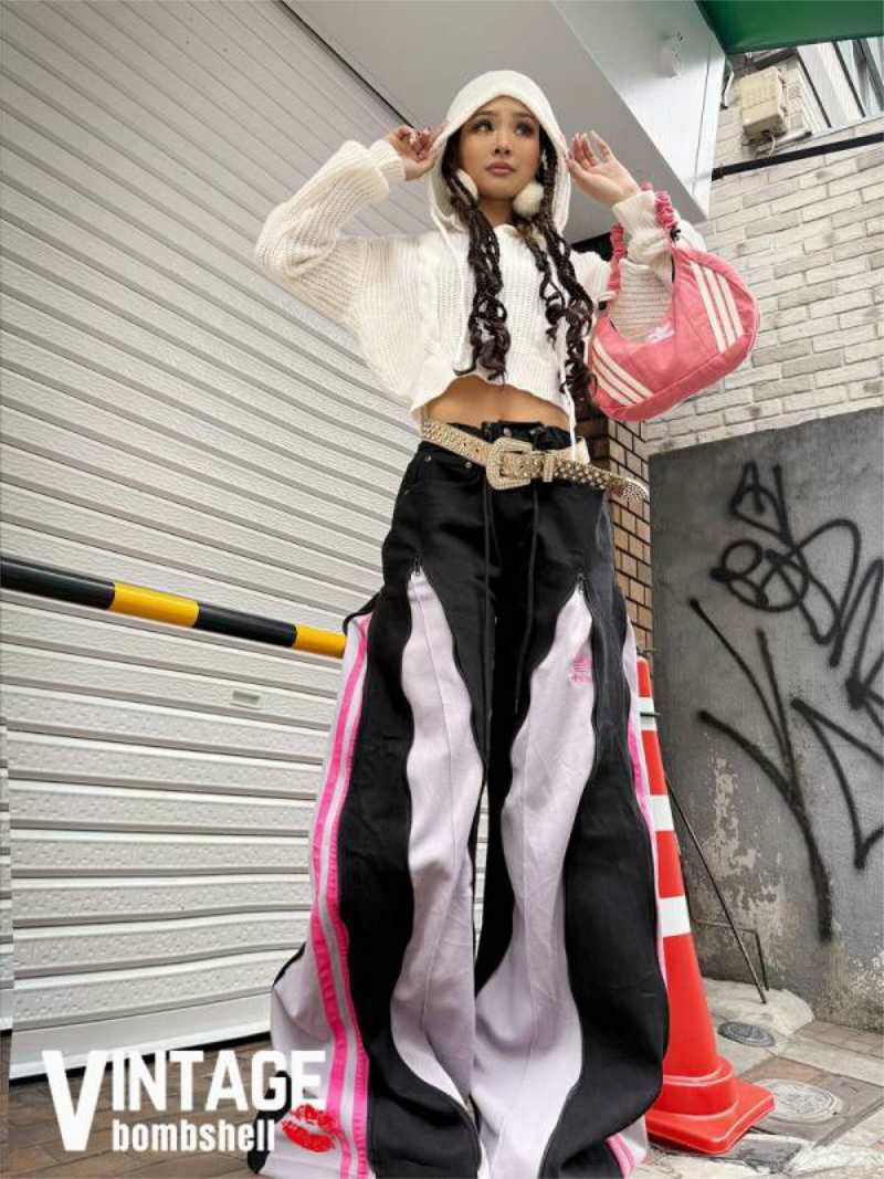 【予約品】ネオンピンクラインadidas×リメイクバギー再構築ワイドパンツ【Bbヴィンテージ】